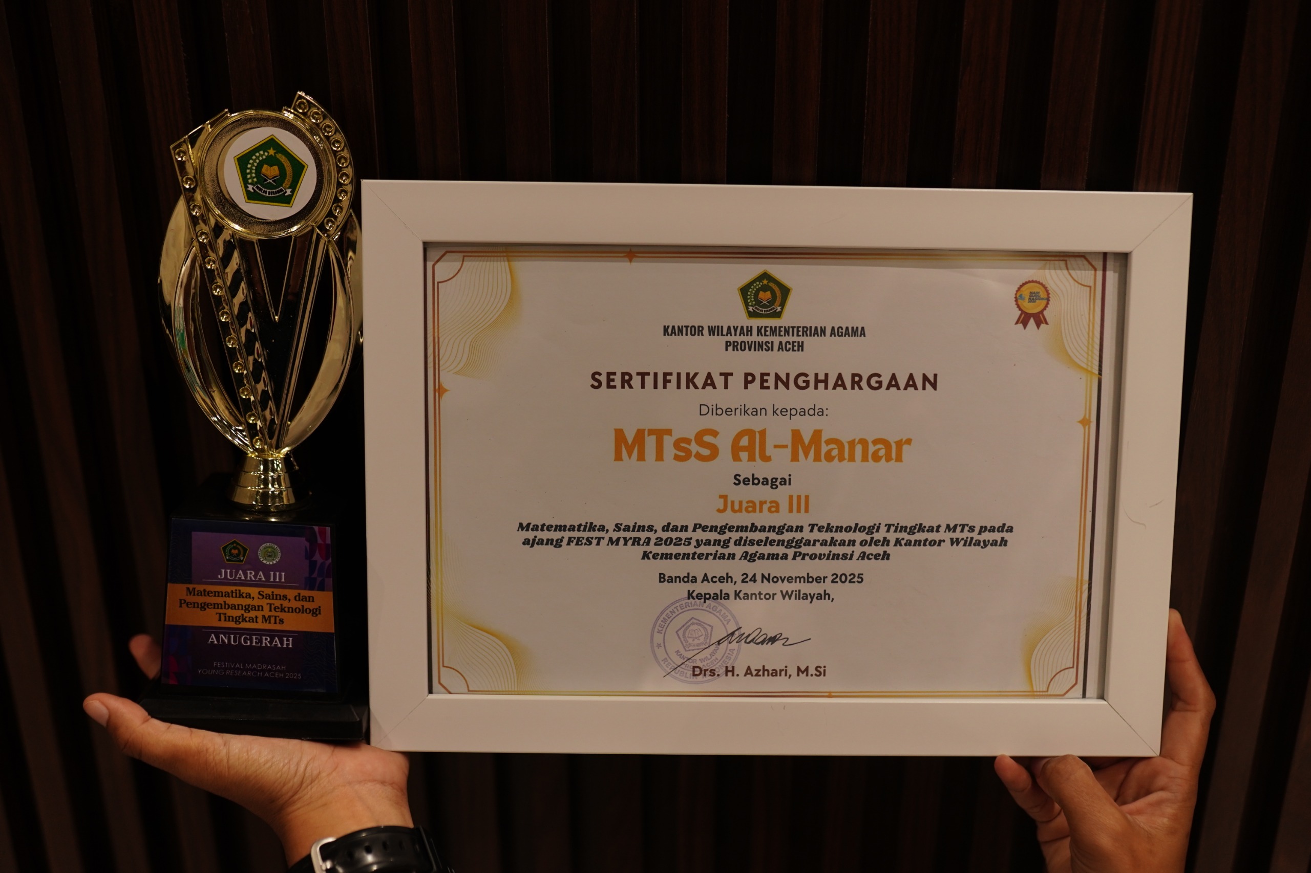 Perdana, Satu Tim Riset MTsS Al-Manar Raih Juara dalam Ajang Penelitian MYRA 2025